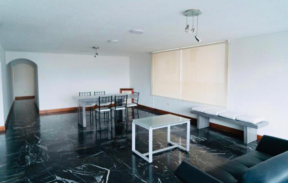 Hermosa Vista - A 10 Min Del Centro Historico X 6 Personas Apartment Quito Luaran gambar